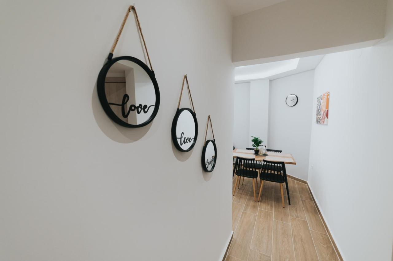 Comfy And Stylish Apartment Tesalonika Bagian luar foto