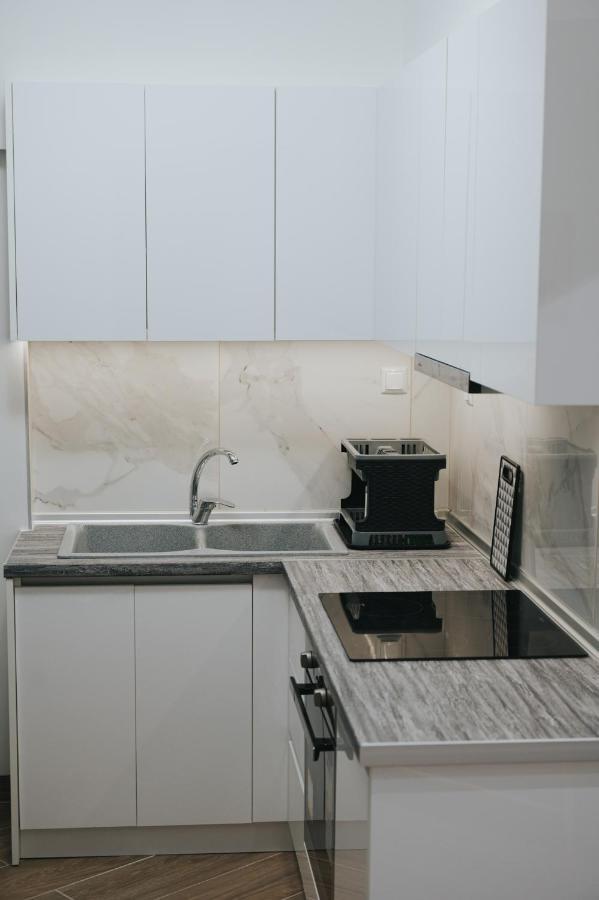 Comfy And Stylish Apartment Tesalonika Bagian luar foto