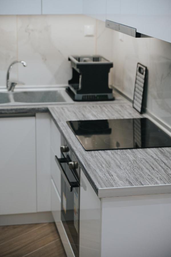 Comfy And Stylish Apartment Tesalonika Bagian luar foto