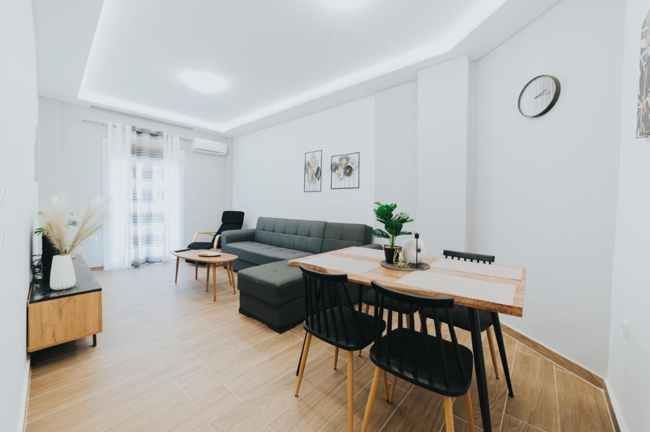 Comfy And Stylish Apartment Tesalonika Bagian luar foto